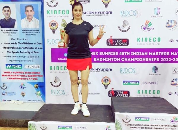 chhattisgarh-s-manishi-singh-secures-silver-medal-at-national-badminton-meet